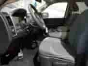 2019 Ram 1500 Express z VIN 1C6RR7FT8KS629785, wystawiony jako Copart lot #81581595 z przebiegiem 120 204 mil mil oraz Szkoda całkowita • Salvage title. Historia ofert i sprzedaży dostępna na DreamBid. Obrazek 7.