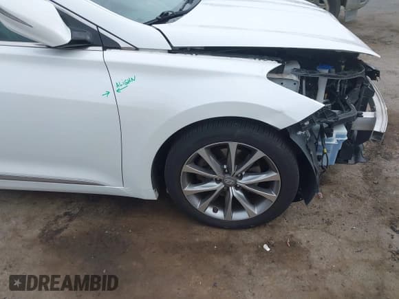 ✅ 2016 Hyundai Azera • VIN: KMHFG4JGXGA549696 • Лот: 42600651. Опубликован ранее на IAAI с пробегом 164 896 миль. Бесплатный доступ к архиву аукционных продаж из США и подробный отчёт об истории автомобиля на DreamBid. Изображение 19.