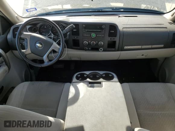 ✅ 2009 Chevrolet Silverado 1500 LT • VIN: 3GCEC23J79G142089 • Lot: 73609624. Listed on Copart with 140,797 mi. Free auction sales archive from the USA and detailed vehicle history report at DreamBid. Image 8.