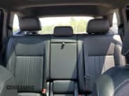 ✅ 2022 Volkswagen Tiguan SE R-Line Black • VIN: 3VV8B7AX2NM054259 • Lot: 68220005. Wystawiony na Copart z przebiegiem 76 722 mil. Bezpłatny archiwum sprzedaży aukcyjnych z USA i szczegółowy raport historii pojazdu na DreamBid. Zdjęcie 10.