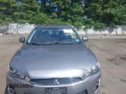 ✅ 2017 Mitsubishi Lancer ES • VIN: JA32V2FW6HU002808 • Lot: 43029903. Wystawiony na IAAI z przebiegiem 100 564 mil. Bezpłatny archiwum sprzedaży aukcyjnych z USA i szczegółowy raport historii pojazdu na DreamBid. Zdjęcie 12.