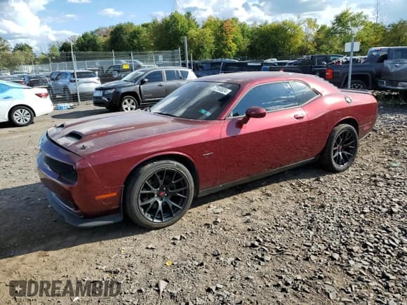 ✅ 2018 Dodge Challenger T/A • VIN: 2C3CDZBT2JH199454 • Lot: 72169824. Wystawiony na Copart z przebiegiem 70 500 mil. Bezpłatny archiwum sprzedaży aukcyjnych z USA i szczegółowy raport historii pojazdu na DreamBid. Zdjęcie 1.