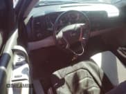 ✅ 2007 Chevrolet Silverado 2500HD Work Truck • VIN: 1GCHK24K97E511353 • Lot: 44024085. Wystawiony na Copart z przebiegiem Nie podano. Bezpłatny archiwum sprzedaży aukcyjnych z USA i szczegółowy raport historii pojazdu na DreamBid. Zdjęcie 8.