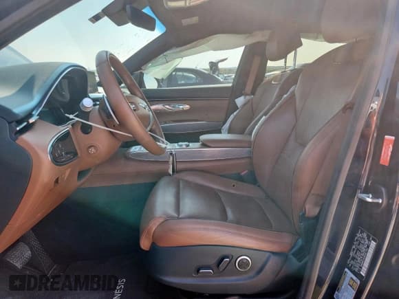 ✅ 2022 Genesis GV70 2.5T • VIN: KMUMADTB2NU067781 • Лот: 80149645. Опубликован ранее на Copart с пробегом 43 223 миль. Бесплатный доступ к архиву аукционных продаж из США и подробный отчёт об истории автомобиля на DreamBid. Изображение 7.