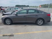 ✅ 2016 Hyundai Sonata SE • VIN: 5NPE24AF9GH371567 • Lot: 43176076. Listed on IAAI with 105,077 mi. Free auction sales archive from the USA and detailed vehicle history report at DreamBid. Image 14.