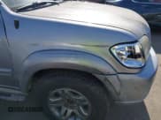 ✅ 2002 Toyota Sequoia SR5 • VIN: 5TDZT34A72S089763 • Лот: 42771551. Опубликован ранее на IAAI с пробегом 230 557 миль. Бесплатный доступ к архиву аукционных продаж из США и подробный отчёт об истории автомобиля на DreamBid. Изображение 15.