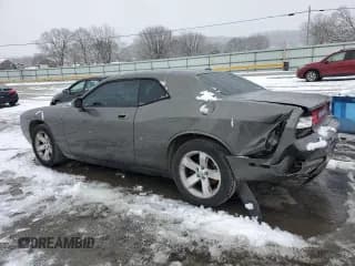 ✅ 2010 Dodge Challenger SE • VIN: 2B3CJ4DV7AH146367 • Lot: 86729524. Wystawiony na Copart z przebiegiem 247 480 mil. Bezpłatny archiwum sprzedaży aukcyjnych z USA i szczegółowy raport historii pojazdu na DreamBid. Zdjęcie 2.