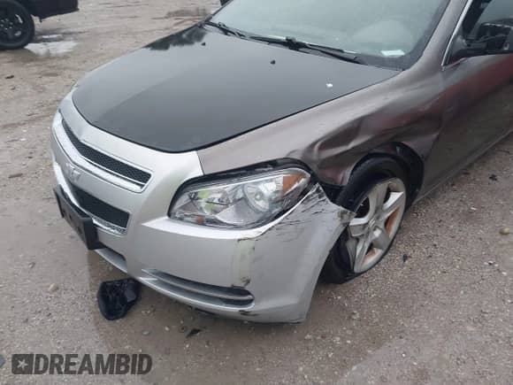 2010 Chevrolet Malibu 1LS с VIN 1G1ZB5EB6A4138069, выставлен на аукционе IAAI как лот 43388700 с пробегом 183 303 миль миль и . История ставок и продаж доступна на DreamBid. Изображение 6.