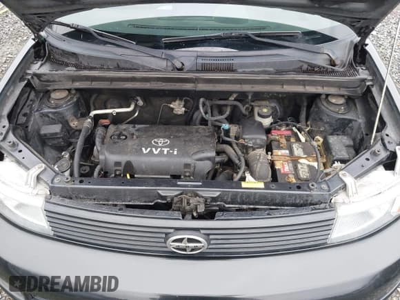 ✅ 2005 Scion xB • VIN: JTLKT324954021760 • Lot: 42125087. Wystawiony na IAAI z przebiegiem 414 129 mil. Bezpłatny archiwum sprzedaży aukcyjnych z USA i szczegółowy raport historii pojazdu na DreamBid. Zdjęcie 10.