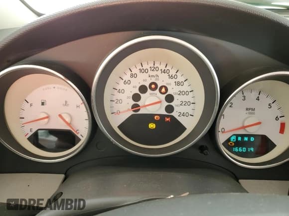 ✅ 2007 Dodge Caliber SXT • VIN: 1B3HB48B57D170501 • Лот: 44507045. Опубликован ранее на Copart с пробегом 166 019 миль. Бесплатный доступ к архиву аукционных продаж из США и подробный отчёт об истории автомобиля на DreamBid. Изображение 9.