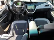 ✅ 2020 Chevrolet Bolt EV LT • VIN: 1G1FY6S06L4102881 • Lot: 54345615. Wystawiony na Copart z przebiegiem 106 012 mil. Bezpłatny archiwum sprzedaży aukcyjnych z USA i szczegółowy raport historii pojazdu na DreamBid. Zdjęcie 8.