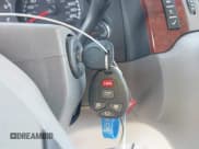 ✅ 2009 Chevrolet Suburban 2LT • VIN: 1GNFK26389R190745 • Lot: 43252001. Wystawiony na IAAI z przebiegiem 238 572 mil. Bezpłatny archiwum sprzedaży aukcyjnych z USA i szczegółowy raport historii pojazdu na DreamBid. Zdjęcie 11.