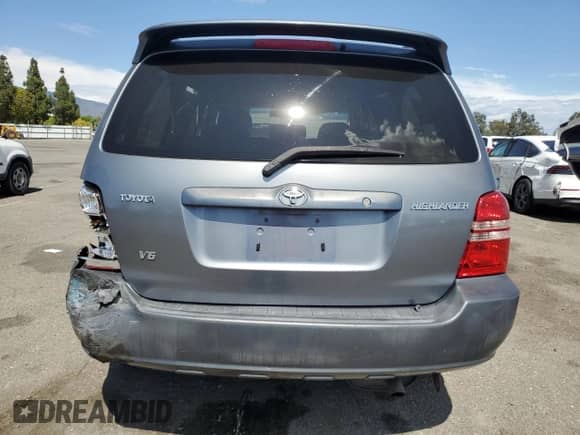 2001 Toyota Highlander с VIN JTEGF21A510013422, выставлен на аукционе Copart как лот 71253395 с пробегом 203 625 миль миль и Списание • Salvage title. История ставок и продаж доступна на DreamBid. Изображение 6.