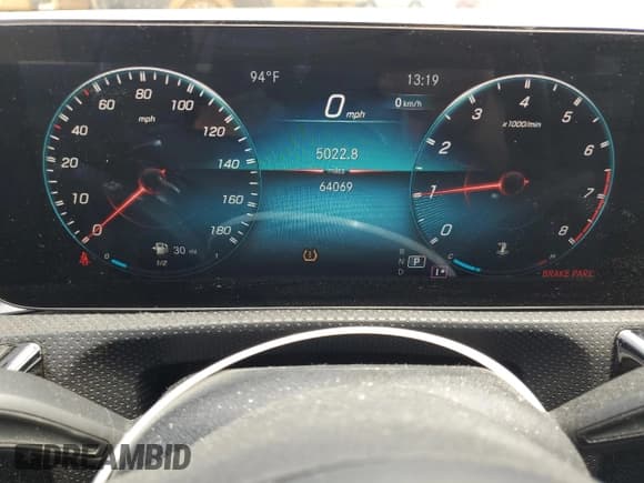 ✅ 2022 Mercedes-Benz CLA 35 AMG • VIN: W1K5J5BB0NN266844 • Lot: 64804885. Wystawiony na Copart z przebiegiem 64 069 mil. Bezpłatny archiwum sprzedaży aukcyjnych z USA i szczegółowy raport historii pojazdu na DreamBid. Zdjęcie 9.