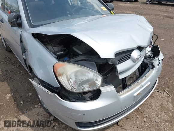 ✅ 2007 Hyundai Accent GS • VIN: KMHCM36C97U038622 • Лот: 42280940. Опубликован ранее на IAAI с пробегом 88 995 миль. Бесплатный доступ к архиву аукционных продаж из США и подробный отчёт об истории автомобиля на DreamBid. Изображение 6.