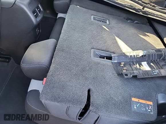 ✅ 2022 Chevrolet Equinox LT • VIN: 3GNAXUEV5NL244773 • Лот: 43705281. Опубликован ранее на IAAI с пробегом 77 407 миль. Бесплатный доступ к архиву аукционных продаж из США и подробный отчёт об истории автомобиля на DreamBid. Изображение 40.