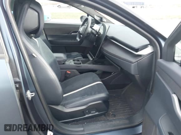 ✅ 2023 Fisker Ocean One • VIN: VCF1ZBU2XPG005371 • Лот: 43630996. Опубликован ранее на IAAI с пробегом 5 миль. Бесплатный доступ к архиву аукционных продаж из США и подробный отчёт об истории автомобиля на DreamBid. Изображение 5.