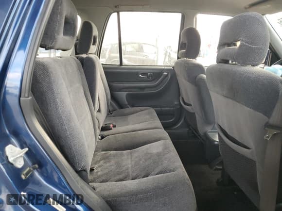 ✅ 1999 Honda CR-V EX • VIN: JHLRD1867XC021661 • Lot: 92467555. Wystawiony na Copart z przebiegiem 145 288 mil. Bezpłatny archiwum sprzedaży aukcyjnych z USA i szczegółowy raport historii pojazdu na DreamBid. Zdjęcie 10.