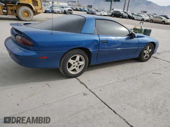 ✅ 1997 Chevrolet Camaro • VIN: 2G1FP22K1V2115432 • Лот: 92048475. Опубликован ранее на Copart с пробегом 124 526 миль. Бесплатный доступ к архиву аукционных продаж из США и подробный отчёт об истории автомобиля на DreamBid. Изображение 3.