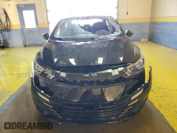 ✅ 2023 Nissan Versa SV • VIN: 3N1CN8EV9PL838142 • Лот: 90654395. Опубликован ранее на Copart с пробегом 61 956 миль. Бесплатный доступ к архиву аукционных продаж из США и подробный отчёт об истории автомобиля на DreamBid. Изображение 5.