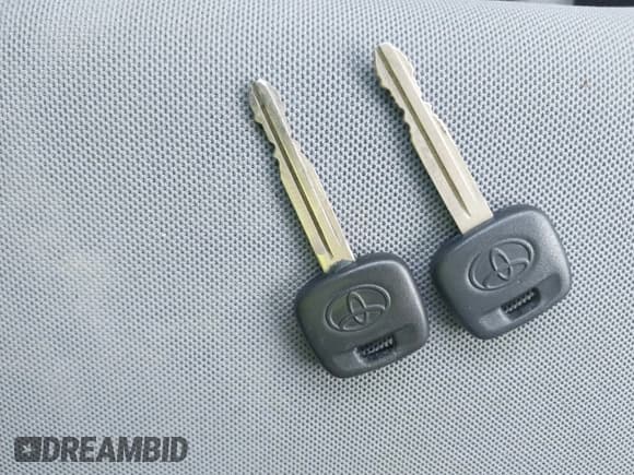 ✅ 2011 Toyota Tacoma • VIN: 5TFPX4EN1BX006647 • Lot: 42572489. Listed on IAAI with 134,895 mi. Free auction sales archive from the USA and detailed vehicle history report at DreamBid. Image 11.