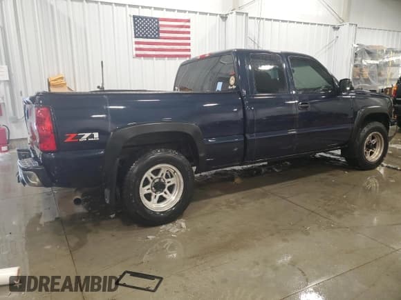 ✅ 2007 Chevrolet Silverado 1500 Work Truck • VIN: 1GCEK19Z37E150995 • Lot: 45978825. Listed on Copart with 151,495 mi. Free auction sales archive from the USA and detailed vehicle history report at DreamBid. Image 3.