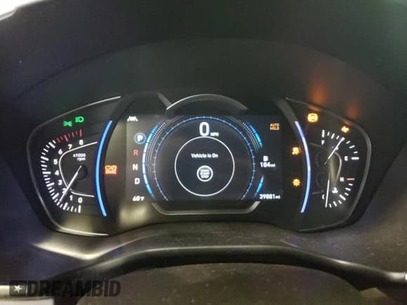 ✅ 2019 Hyundai Santa Fe Ultimate • VIN: 5NMS53ADXKH135566 • Lot: 53662774. Wystawiony na Copart z przebiegiem 39 881 mil. Bezpłatny archiwum sprzedaży aukcyjnych z USA i szczegółowy raport historii pojazdu na DreamBid. Zdjęcie 9.