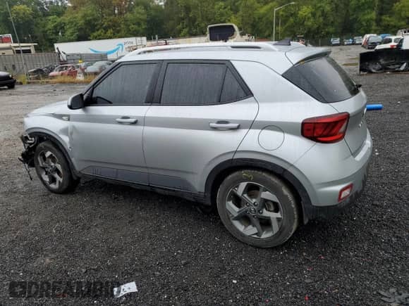 2022 Hyundai Venue SEL с VIN KMHRC8A36NU206523, выставлен на аукционе Copart как лот 72858984 с пробегом 27 238 миль миль и Списание • Salvage title. История ставок и продаж доступна на DreamBid. Изображение 2.