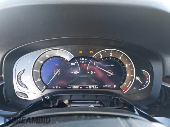 ✅ 2018 BMW 5 Series 530i xDrive • VIN: WBAJA7C55JWA72764 • Лот: 43375739. Опубликован ранее на IAAI с пробегом 108 821 миль. Бесплатный доступ к архиву аукционных продаж из США и подробный отчёт об истории автомобиля на DreamBid. Изображение 7.