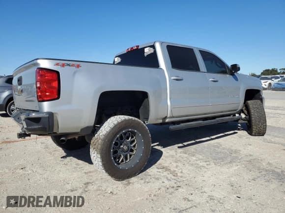 ✅ 2017 Chevrolet Silverado 1500 LT • VIN: 3GCUKRECXHG334725 • Lot: 92499425. Wystawiony na Copart z przebiegiem 73 246 mil. Bezpłatny archiwum sprzedaży aukcyjnych z USA i szczegółowy raport historii pojazdu na DreamBid. Zdjęcie 3.