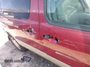 ✅ 1998 Toyota Sienna LE • VIN: 4T3ZF13C2WU049089 • Lot: 41887109. Wystawiony na IAAI z przebiegiem 323 601 mil. Bezpłatny archiwum sprzedaży aukcyjnych z USA i szczegółowy raport historii pojazdu na DreamBid. Zdjęcie 6.