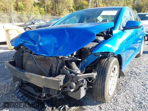 ✅ 2017 Hyundai Elantra SE • VIN: 5NPD74LF9HH210096 • Lot: 43495705. Listed on IAAI with 153,823 mi. Free auction sales archive from the USA and detailed vehicle history report at DreamBid. Image 6.