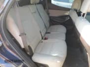 ✅ 2017 Hyundai Santa Fe 2.4L • VIN: 5NMZTDLB1HH000894 • Лот: 61418004. Опубликован ранее на Copart с пробегом 119 549 миль. Бесплатный доступ к архиву аукционных продаж из США и подробный отчёт об истории автомобиля на DreamBid. Изображение 11.