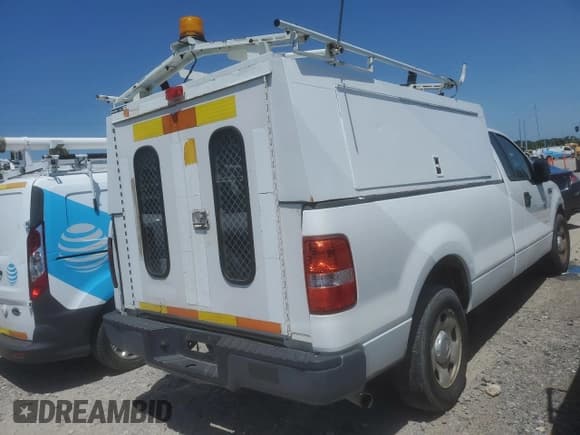 ✅ 2008 Ford F-150 XL • VIN: 1FTRF12228KD78332 • Lot: 47400925. Listed on Copart with 120,041 mi. Free auction sales archive from the USA and detailed vehicle history report at DreamBid. Image 3.