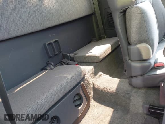 ✅ 1998 Toyota Tacoma • VIN: 4TAVL52N8WZ017230 • Lot: 42392703. Listed on IAAI with Not provided. Free auction sales archive from the USA and detailed vehicle history report at DreamBid. Image 8.