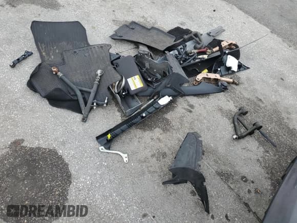 ✅ 2020 Subaru WRX STI • VIN: JF1VA2E6XL9820653 • Lot: 46709145. Listed on Copart with 13,134 mi. Free auction sales archive from the USA and detailed vehicle history report at DreamBid. Image 12.