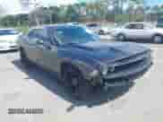 2018 Dodge Challenger SXT Plus z VIN 2C3CDZAG3JH149828, wystawiony jako IAAI lot #43284929 z przebiegiem 106 873 mil mil oraz . Historia ofert i sprzedaży dostępna na DreamBid. Obrazek 1.