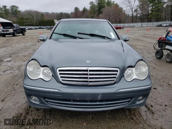 ✅ 2007 Mercedes-Benz C 280 Luxury • VIN: WDBRF54J97F898836 • Lot: 51849735. Wystawiony na Copart z przebiegiem Nie podano. Bezpłatny archiwum sprzedaży aukcyjnych z USA i szczegółowy raport historii pojazdu na DreamBid. Zdjęcie 5.