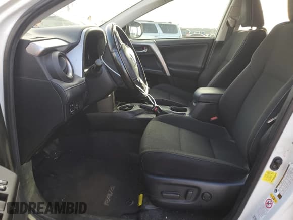 ✅ 2018 Toyota RAV4 XLE • VIN: JTMWFREV6JJ192067 • Lot: 86325535. Listed on Copart with 85,851 mi. Free auction sales archive from the USA and detailed vehicle history report at DreamBid. Image 7.