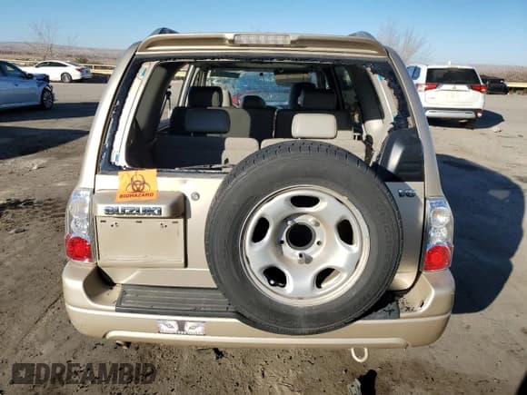 ✅ 2006 Suzuki XL7 • VIN: JS3TY92V464102424 • Lot: 83684454. Wystawiony na Copart z przebiegiem Nie podano. Bezpłatny archiwum sprzedaży aukcyjnych z USA i szczegółowy raport historii pojazdu na DreamBid. Zdjęcie 6.