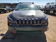 ✅ 2017 Jeep Cherokee Trailhawk • VIN: 1C4PJMBS8HW506816 • Лот: 83831065. Опубликован ранее на Copart с пробегом Не указан. Бесплатный доступ к архиву аукционных продаж из США и подробный отчёт об истории автомобиля на DreamBid. Изображение 5.