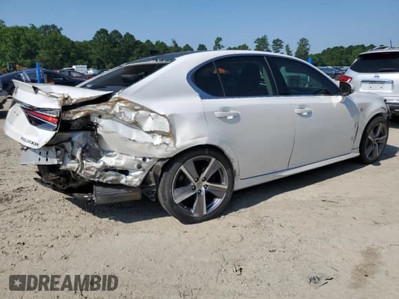 ✅ 2016 Lexus GS 200t • VIN: JTHBA1BLXGA002053 • Lot: 61637355. Wystawiony na Copart z przebiegiem 153 757 mil. Bezpłatny archiwum sprzedaży aukcyjnych z USA i szczegółowy raport historii pojazdu na DreamBid. Zdjęcie 3.