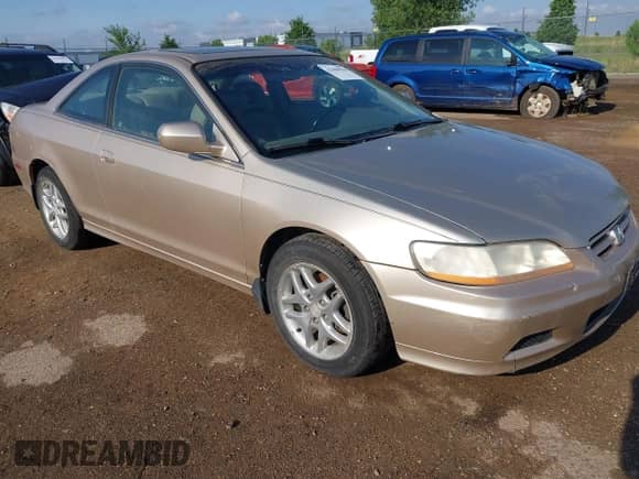 2001 Honda Accord EX с VIN 1HGCG22571A009885, выставлен на аукционе IAAI как лот 42409944 с пробегом 231 157 миль миль и . История ставок и продаж доступна на DreamBid. Изображение 1.
