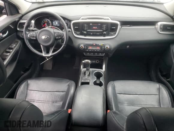 ✅ 2016 Kia Sorento EX • VIN: 5XYPH4A59GG048027 • Lot: 92736445. Listed on Copart with 114,584 mi. Free auction sales archive from the USA and detailed vehicle history report at DreamBid. Image 8.