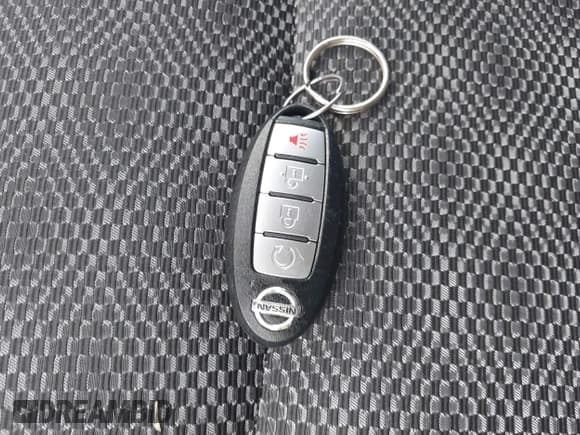 ✅ 2019 Nissan Rogue S • VIN: JN1BJ1CRXKW327269 • Lot: 42763374. Listed on IAAI with 96,516 mi. Free auction sales archive from the USA and detailed vehicle history report at DreamBid. Image 11.