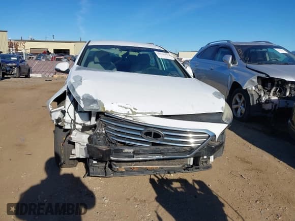 ✅ 2015 Hyundai Sonata SE • VIN: 5NPE24AF5FH233121 • Лот: 43636829. Опубликован ранее на IAAI с пробегом 168 195 миль. Бесплатный доступ к архиву аукционных продаж из США и подробный отчёт об истории автомобиля на DreamBid. Изображение 6.