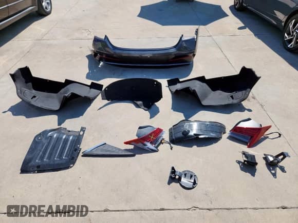 2025 Hyundai Elantra Limited with VIN KMHLP4DG8SU006434, listed as a Copart auction lot 81894615 with 1,238 mi miles and Salvage title. Bid and sale history available at DreamBid. Image 12.