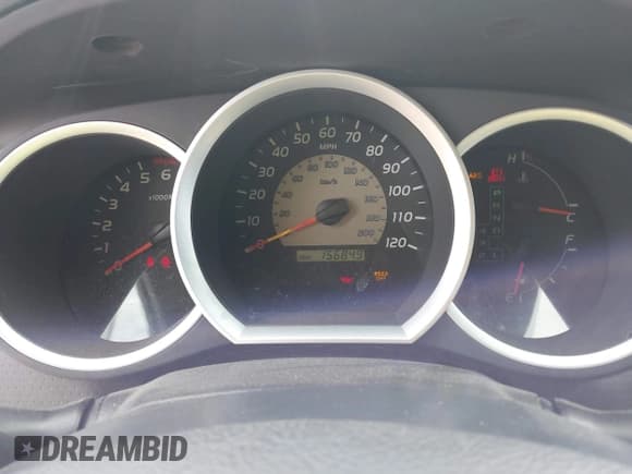 ✅ 2010 Toyota Tacoma PreRunner • VIN: 5TEJU4GN7AZ716977 • Lot: 43546265. Listed on IAAI with 156,849 mi. Free auction sales archive from the USA and detailed vehicle history report at DreamBid. Image 7.