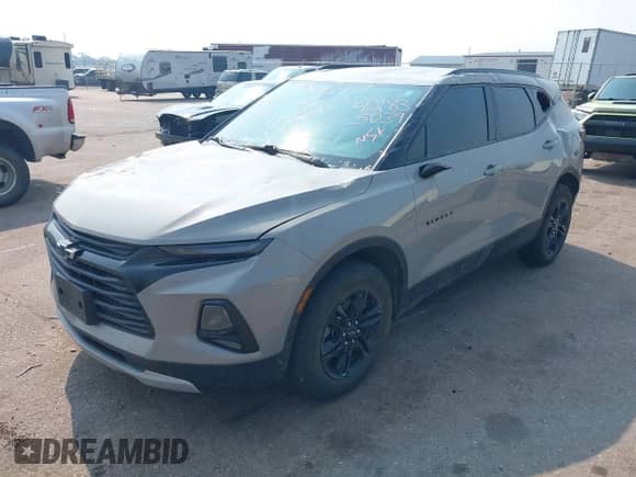 2021 Chevrolet Blazer LT z VIN 3GNKBHR46MS552048, wystawiony jako IAAI lot #42835039 z przebiegiem 60 757 mil mil oraz . Historia ofert i sprzedaży dostępna na DreamBid. Obrazek 20.