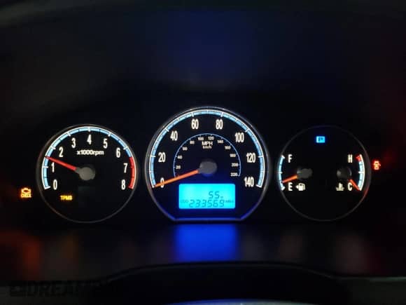 2008 Hyundai Santa Fe GLS with VIN 5NMSG73D98H153631, listed as a Copart auction lot 87070465 with 233,569 mi miles and Clean title. Bid and sale history available at DreamBid. Image 9.